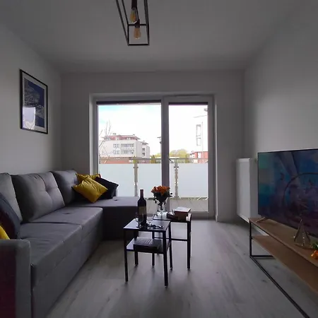 아파트 Cicha Przystan Regata 코워브제크